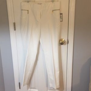 White Chaus crop pants, brand new